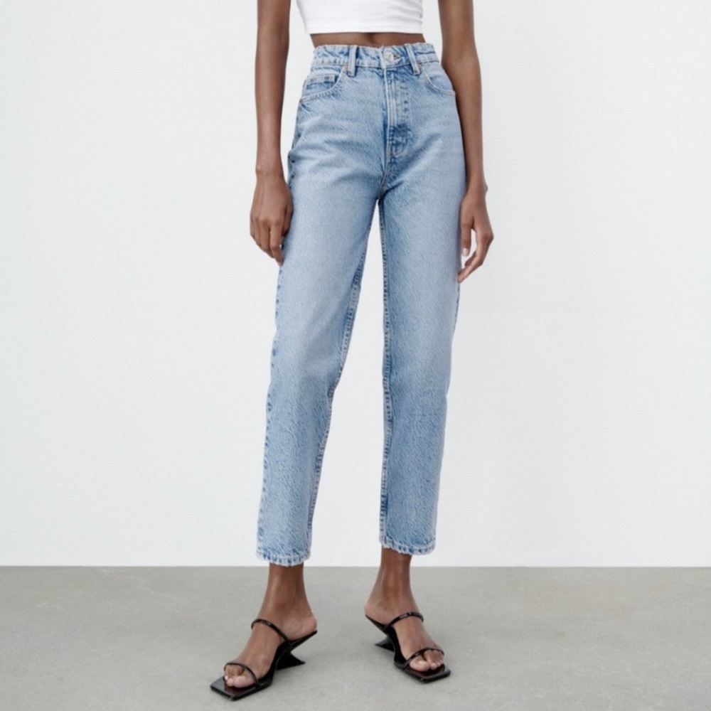 ZARA Classic Mom Fit Jeans